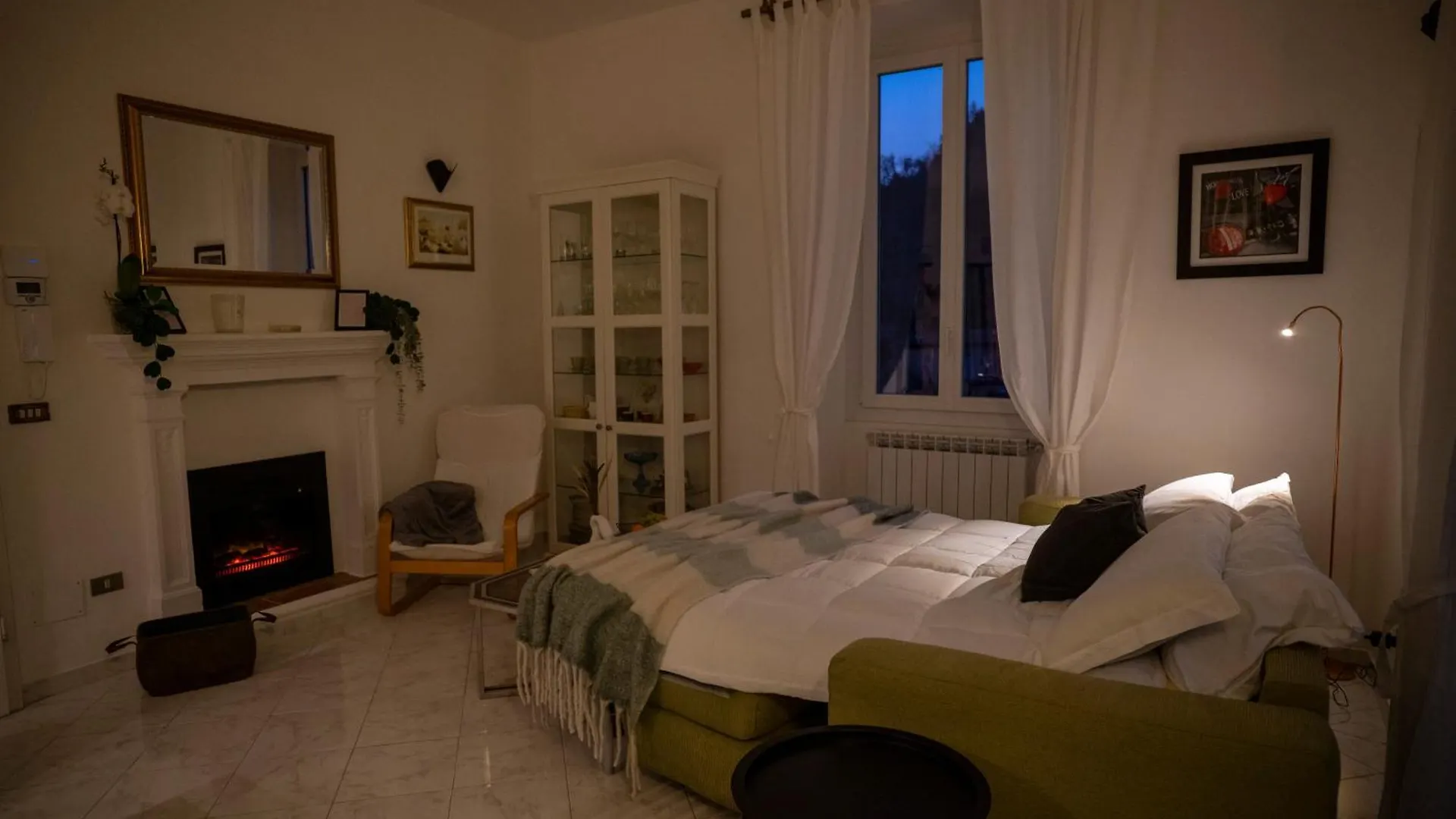 Residenza Maddalena Lago Maggiore Wifi & View Castelveccana Italy