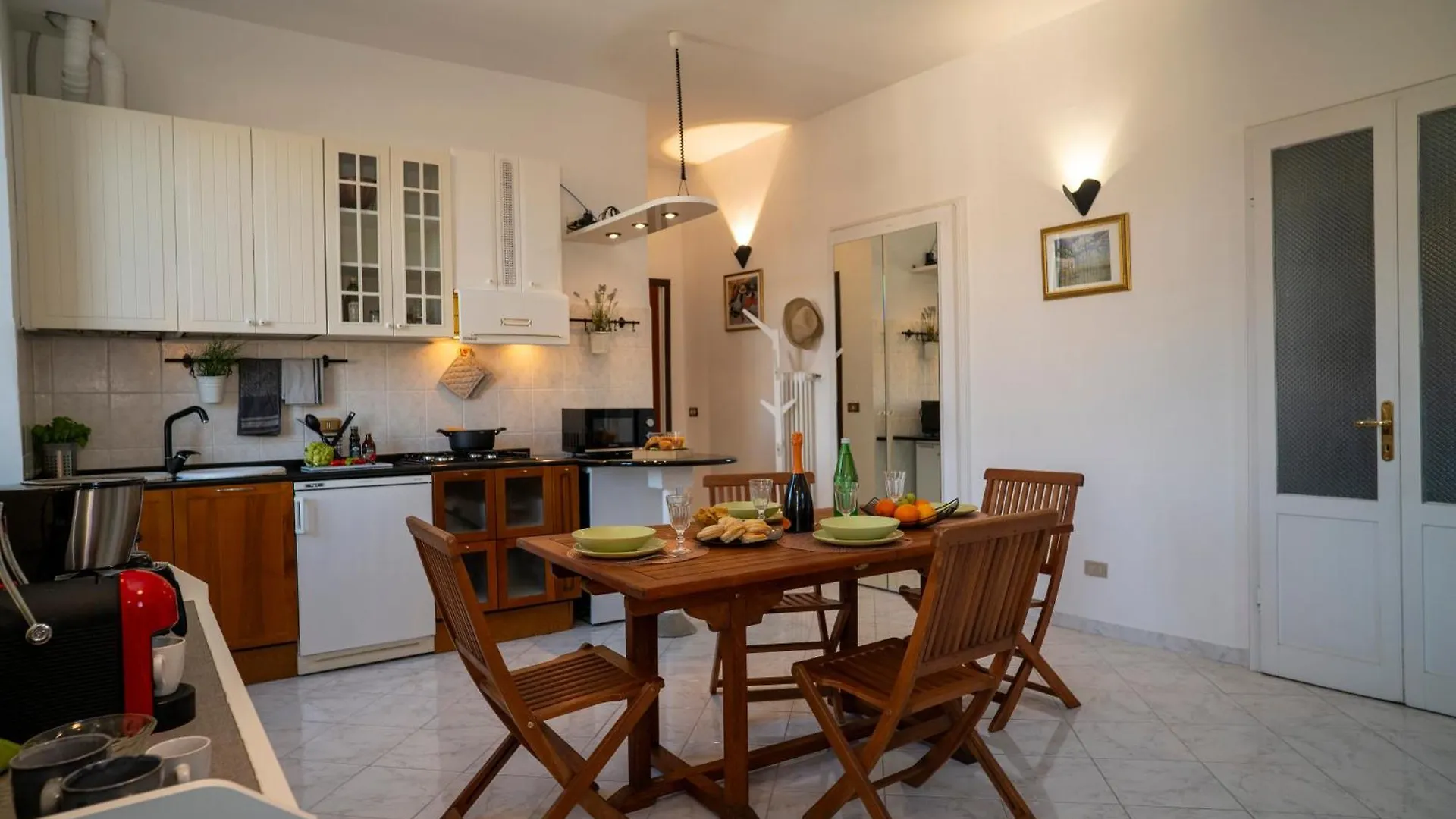 Residenza Maddalena Lago Maggiore Wifi & View Castelveccana Apartment